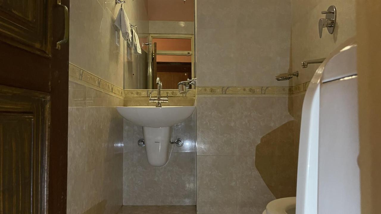 Hotel Valley View Inn 나가르코트 외부 사진